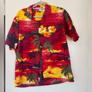 Ali’i Fashions Mens Hawaiian Red and Yellow Floral Shirt Size Medium